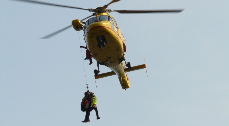 Soccorso alpino con elicottero