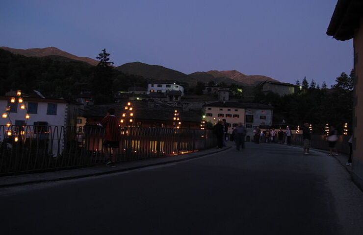 Strada del paese di Fiumalbo