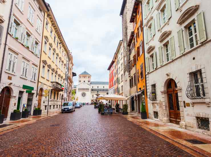 Uno scorcio di una strada