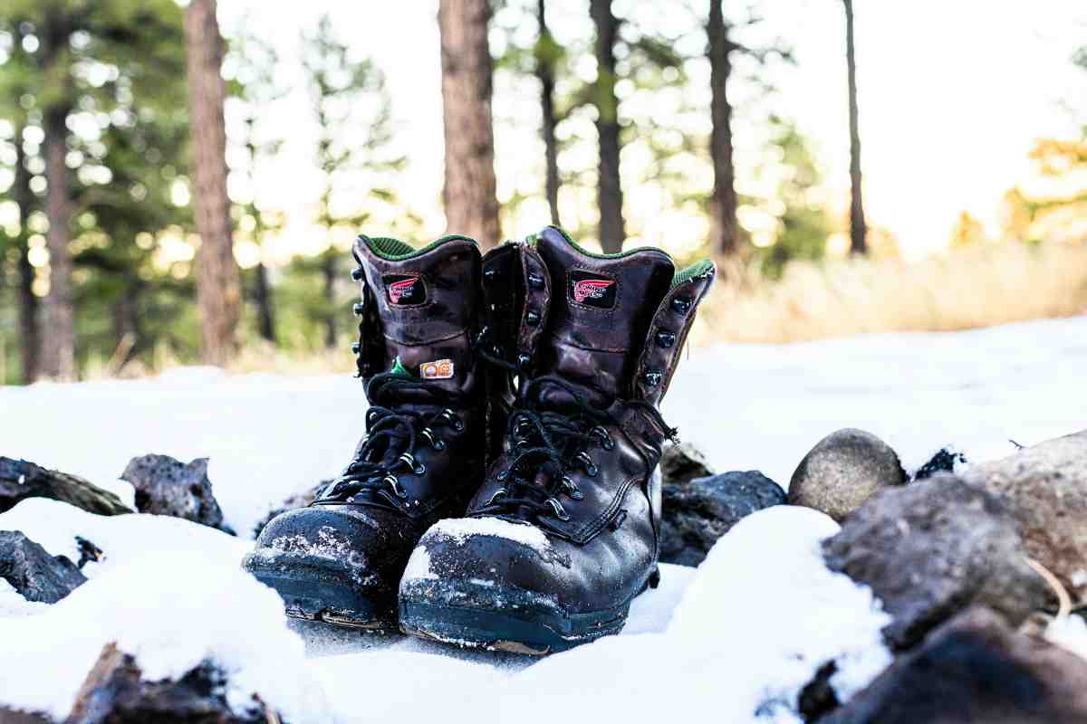 In inverno è fondamentale scegliere il giusto scarpone da montagna: un mix tra comfort e sicurezza