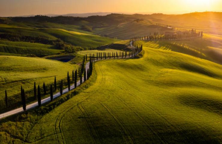 Trekking in Val d'Orcia