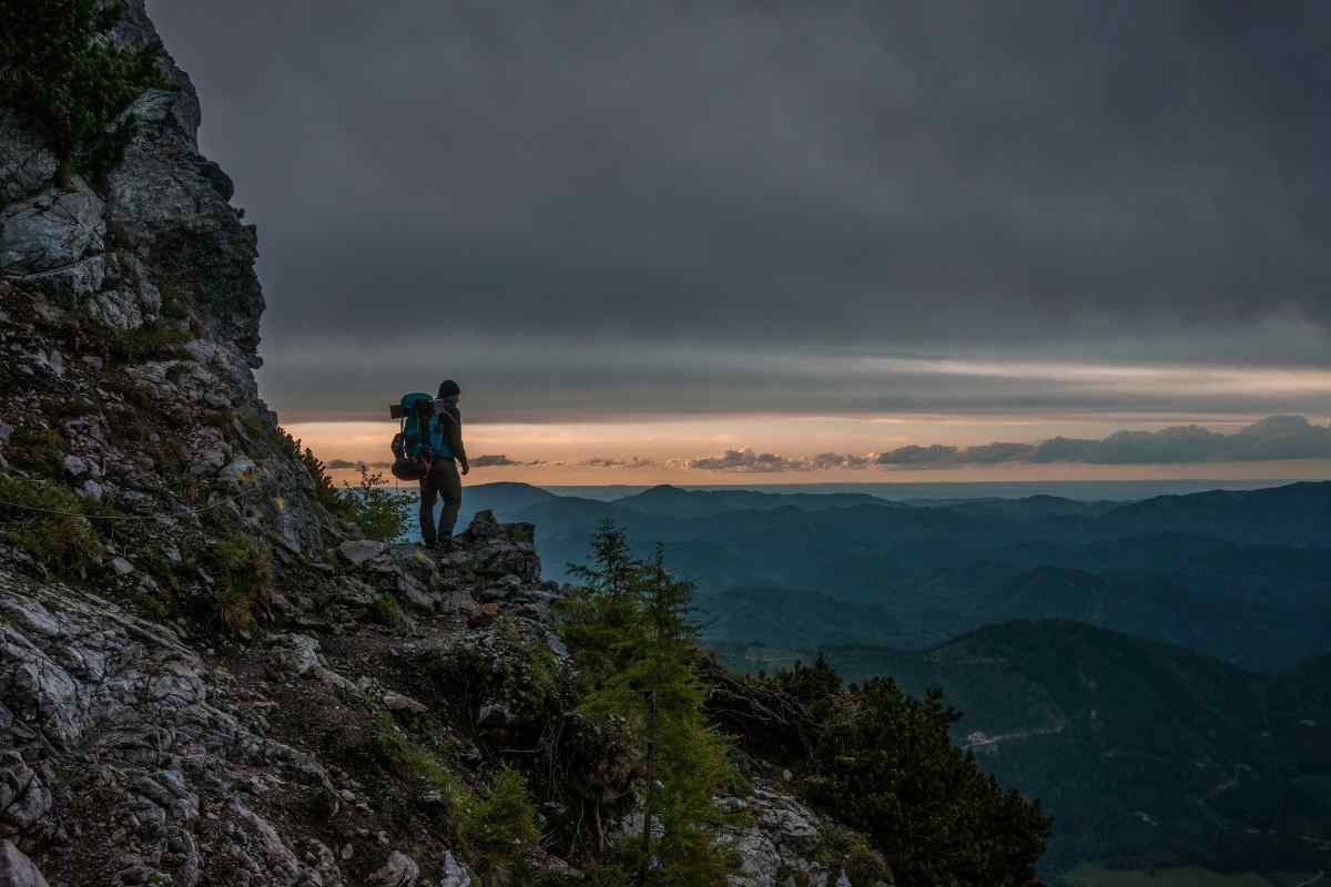 Il trekking è uno sport impegnativo e che richiede il giusto allenamento: può essere utile praticare alcuni esercizi precisi