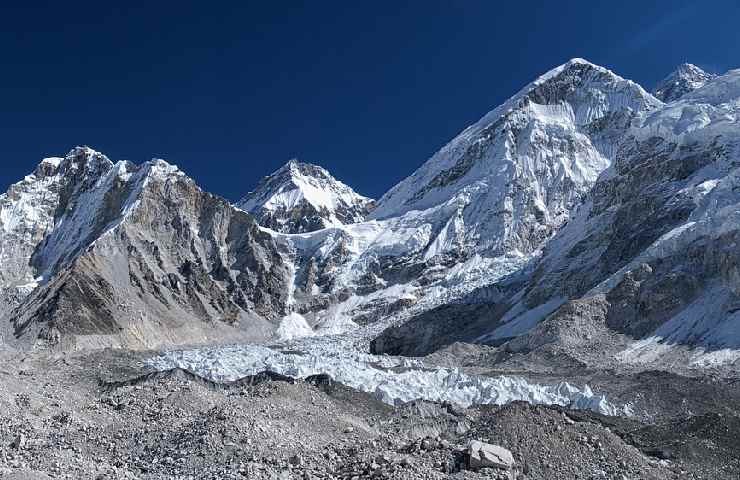 Montagna Nepal