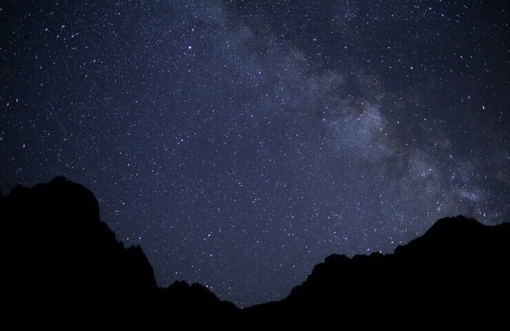 Notte stellata in montagna